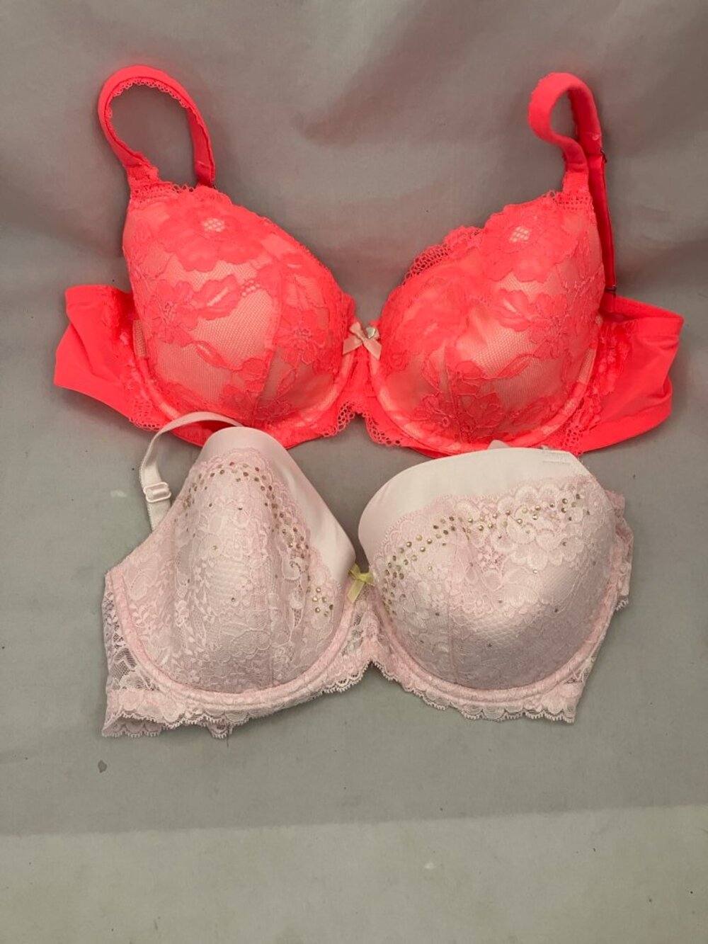 Victoria Secret 38 D Bras